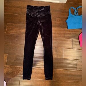 Athleta SALUTATION BLACK Velvet Leggings